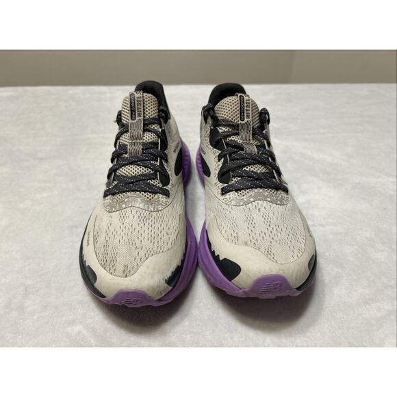 New Balance Women’s Shoes Size 8.5 B Gray Nitrel Purple Running Dynasoft Trail - Picture 2 of 7